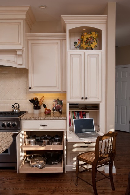 Traditional Kitchen by Briggs Design Associates, Inc.