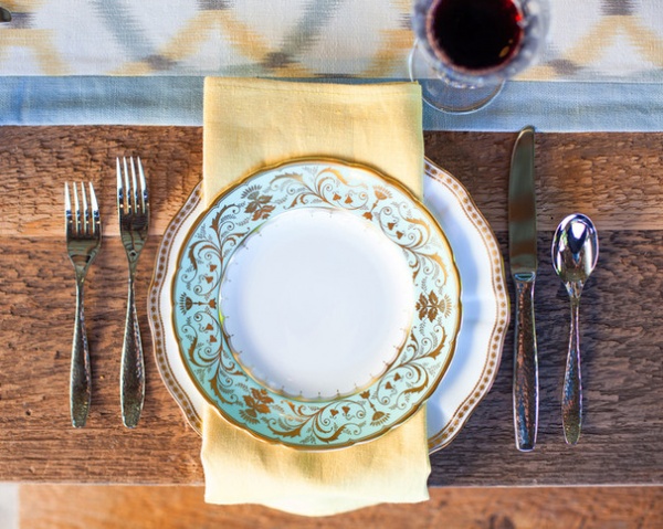 Traditional Dining Room by Loom Decor