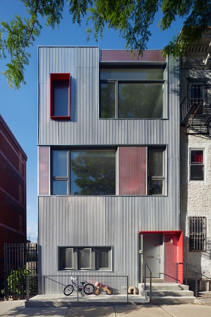 Houzz Tour: Color and Light Transform a Brooklyn Townhouse