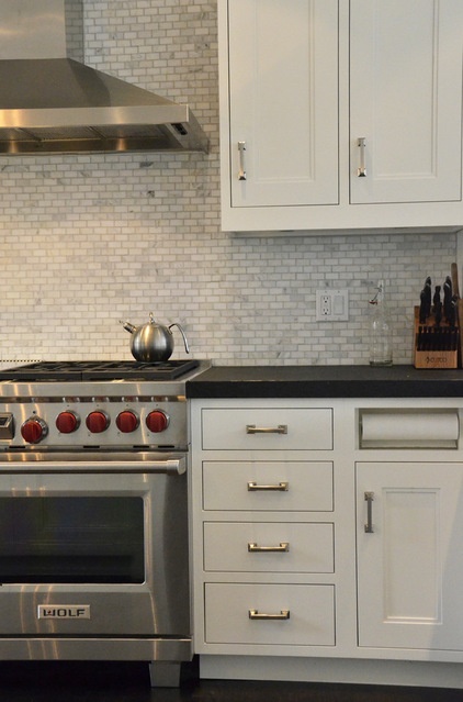 Traditional Kitchen by Studio Dearborn