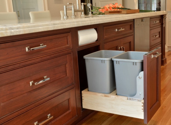 Kitchen Details: Out-of-Sight Paper Towel Holder