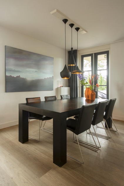 Modern Dining Room by Margot Hartford Photography