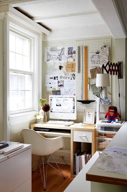 Hardworking Pegboard Keeps Things Organized