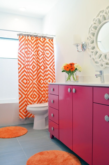 Contemporary Bathroom by Sarah Greenman