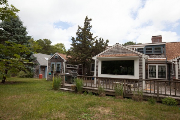 Farmhouse Exterior by Shelley Zatsky Photography