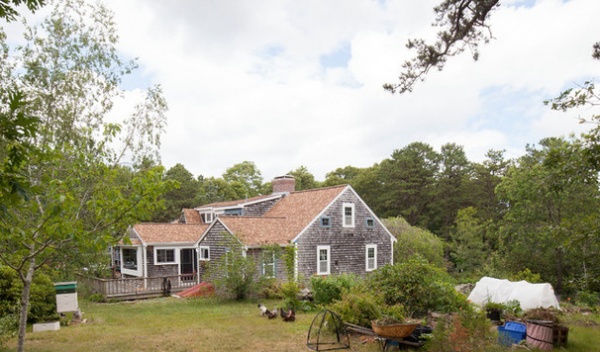 Farmhouse Exterior by Shelley Zatsky Photography