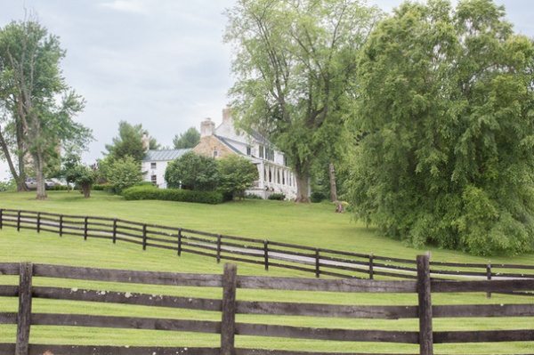 My Houzz: Farmhouse Style in a Virginia Bed-and-Breakfast