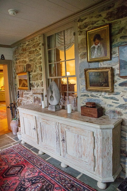 Farmhouse Dining Room by Edwina Benites-LM