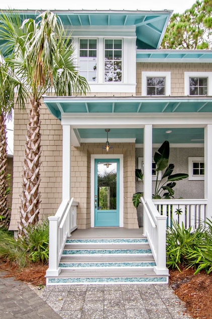 Beach Style Exterior by Glenn Layton Homes