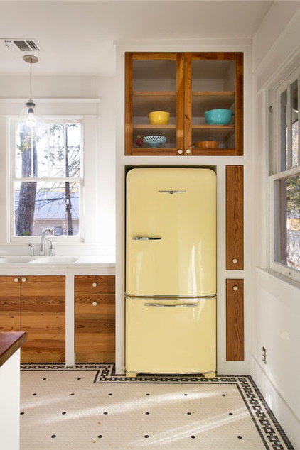 Eclectic Kitchen by Davenport Building Solutions