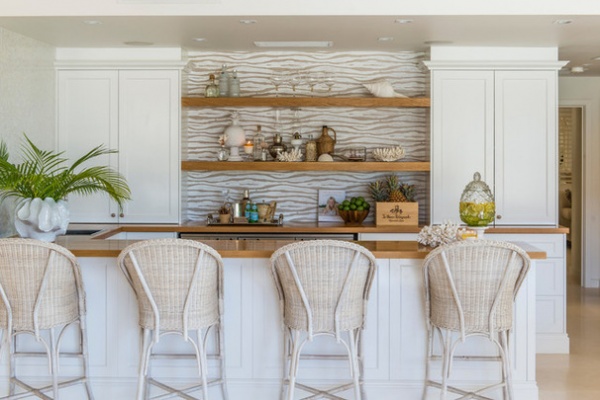 Beach Style Home Bar by Verandah House