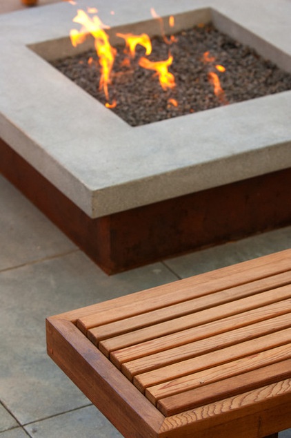 Patio Details: Simple Materials Make for a Sophisticated Space