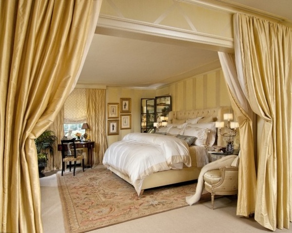 Traditional Bedroom by KARLA TRINCANELLO-CID - INTERIOR DECISIONS, INC.