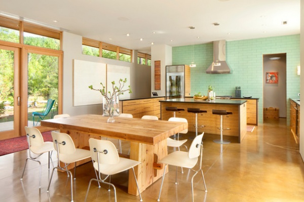 Contemporary Kitchen by CTA Architects Engineers