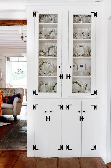 Farmhouse Dining Room by Rikki Snyder