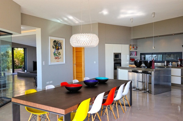 Contemporary Dining Room by Atelier Jean Gouzy