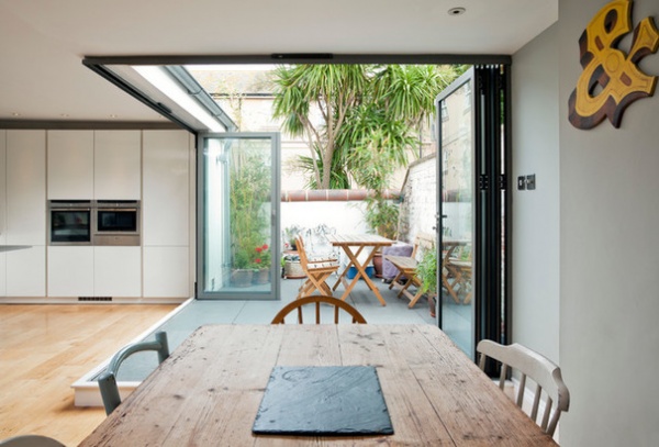 Rustic Patio by ARCH-angels Architects