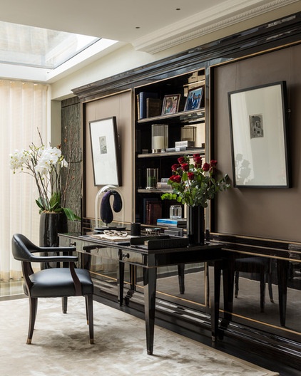 Transitional Home Office by Oficina Inglesa London