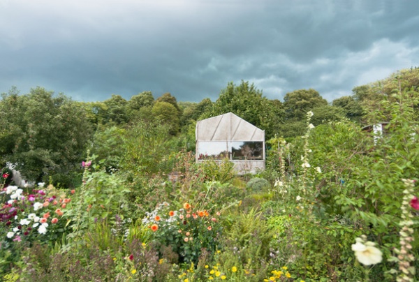 Contemporary Landscape by AMUNT Architekten Martenson und Nagel Theissen