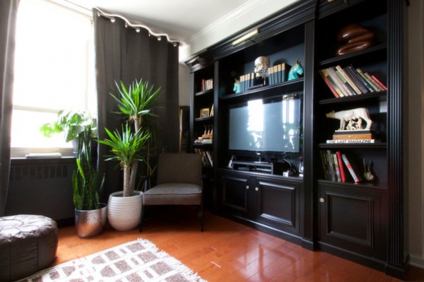 My Houzz: Classic Black and White Design in a Chicago Condo