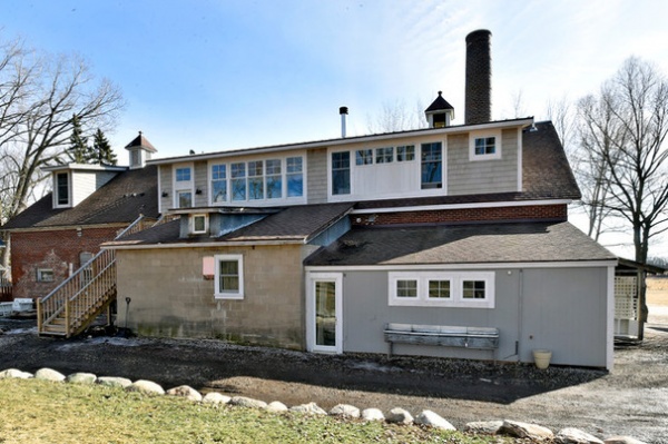 Houzz Tour: Life in a 19th-Century Creamery