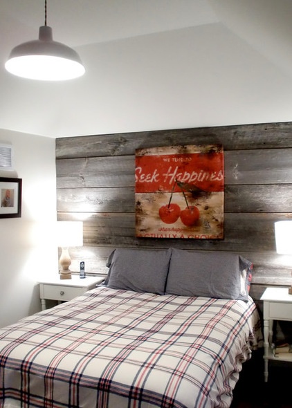 Farmhouse Bedroom by barnboardstore