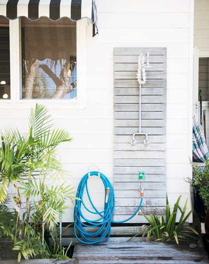 10 Ways to Make the Most of Your Side Yard