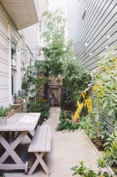 10 Ways to Make the Most of Your Side Yard