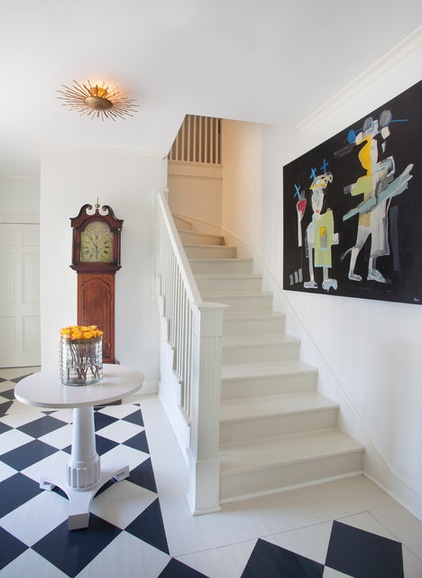 Houzz Tour: Smart New Look for a Once-Faded Beauty