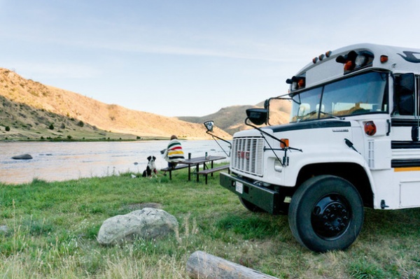 Adventure Seekers Hit the Road in a Cozy School Bus Home