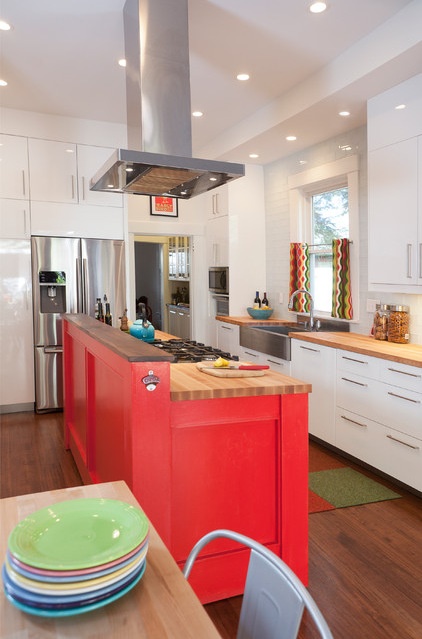 Kitchen of the Week: Color and Creativity for a Family of Foodies