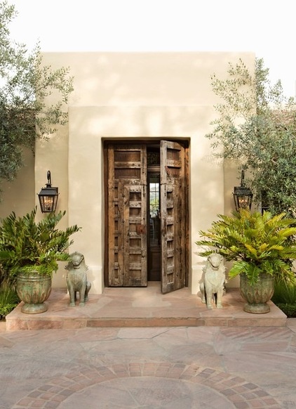 Mediterranean Entry by Maison Inc.