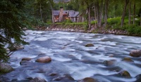 Houzz Tour: A River (Almost) Runs Through It in Aspen